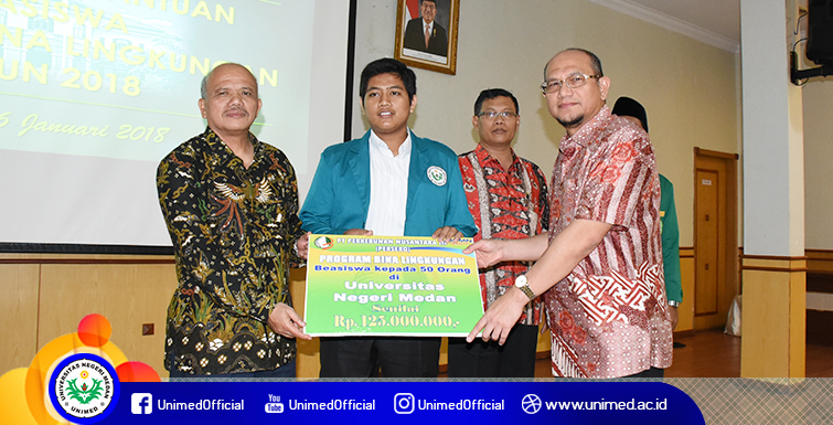 Mahasiswa UNIMED Terima Bantuan Beasiswa dari PTPN III