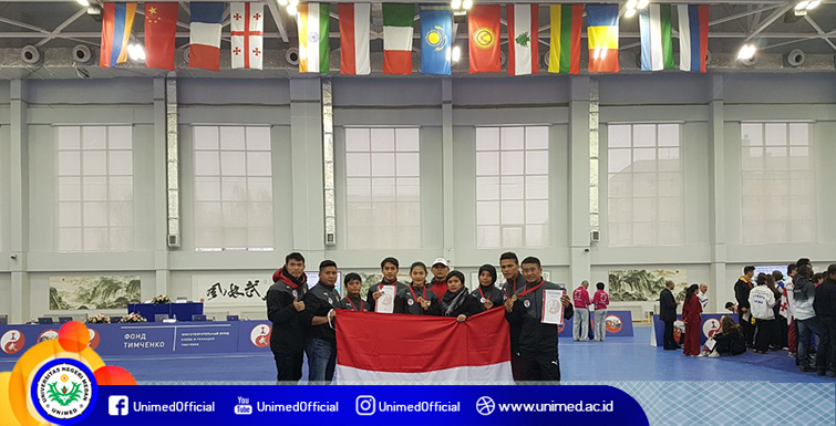 Mahasiswa dan Dosen FIK Rebut Medali Emas dan Perak Kejuaraan Wushu di Rusia