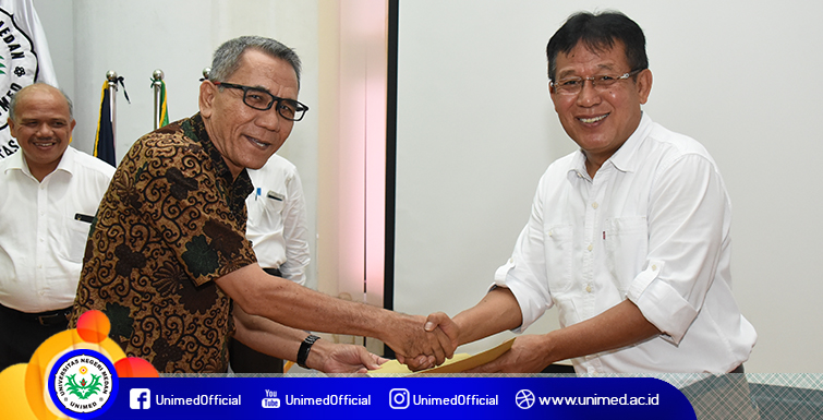 Rektor Serahkan PO DIPA Unimed Tahun 2018