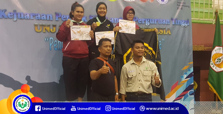 Mahasiswi FIK Raih Emas di Kejuaraan Pencak Silat Peguruan Tinggi Se-Indonesia