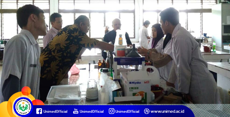 Mahasiswa Unimed Teliti Potensi Eceng Gondok Menjadi Penyerap Alami Logam Berat