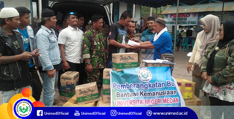 FIP Unimed Serahkan Bantuan Korban Banjir Mandailing Natal