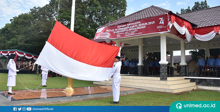 Upacara HUT RI ke-74, Rektor UNIMED Tegaskan Membangun Negeri dari Sekolah