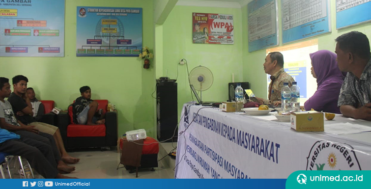 Dosen UNIMED Edukasi Tukang Bangunan Desa Paya Gambar Membangun Rumah Tahan Gempa