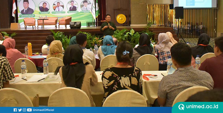 FIK UNIMED Gelar Perdana Seminar Internasional UnICoSS