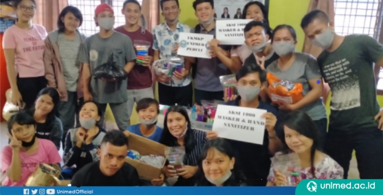 UKMKP UNIMED Gelar Aksi Peduli 1000 Masker dan 100-an Hand Sanitizer