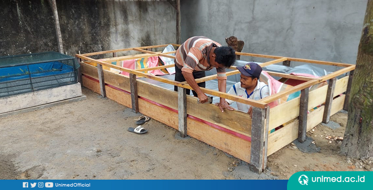 Dosen FT UNIMED Tingkatkan Perekonomian Masyarakat Tanjung Gusta Saat Pandemi Covid-19 dengan Budi Daya Lele