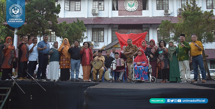 FBS Beri Penghargaan Maestro Musik Tradisional SUMUT